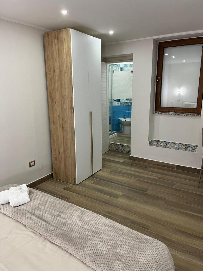 Maremonti Apartments カステッランマーレ・ディ・スタービア エクステリア 写真
