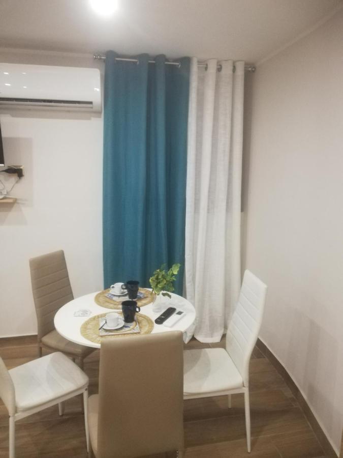 Maremonti Apartments カステッランマーレ・ディ・スタービア エクステリア 写真