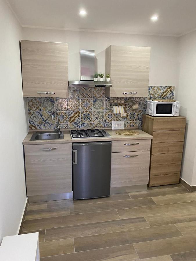 Maremonti Apartments カステッランマーレ・ディ・スタービア エクステリア 写真