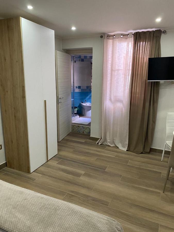 Maremonti Apartments カステッランマーレ・ディ・スタービア エクステリア 写真